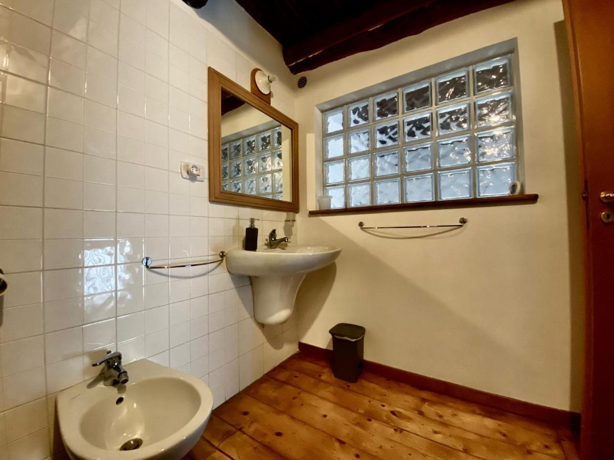 La Casa Sul Como Napoli Exterior foto